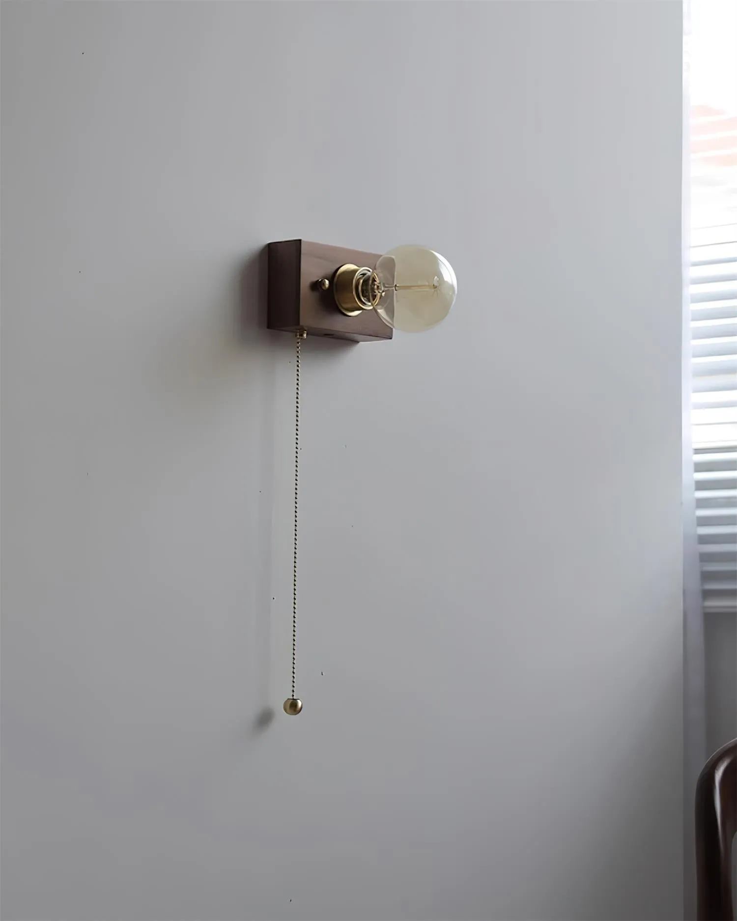 Bois Wall Lamp