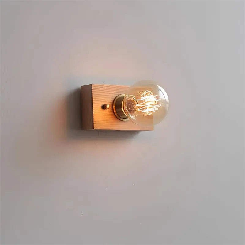 Bois Wall Lamp