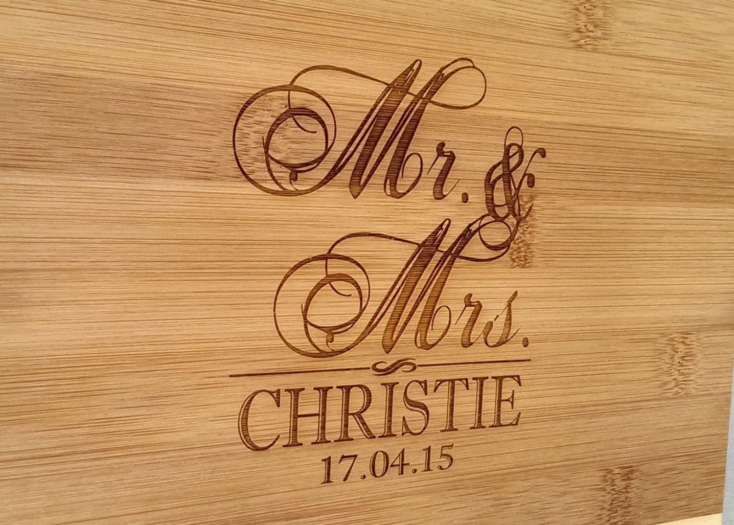 Mr Mrs Couple Personalized Cutting Board Laser Engraved Bamboo Cutting Board For Wedding Gift Anniversary Gift Couples First Christmas gift