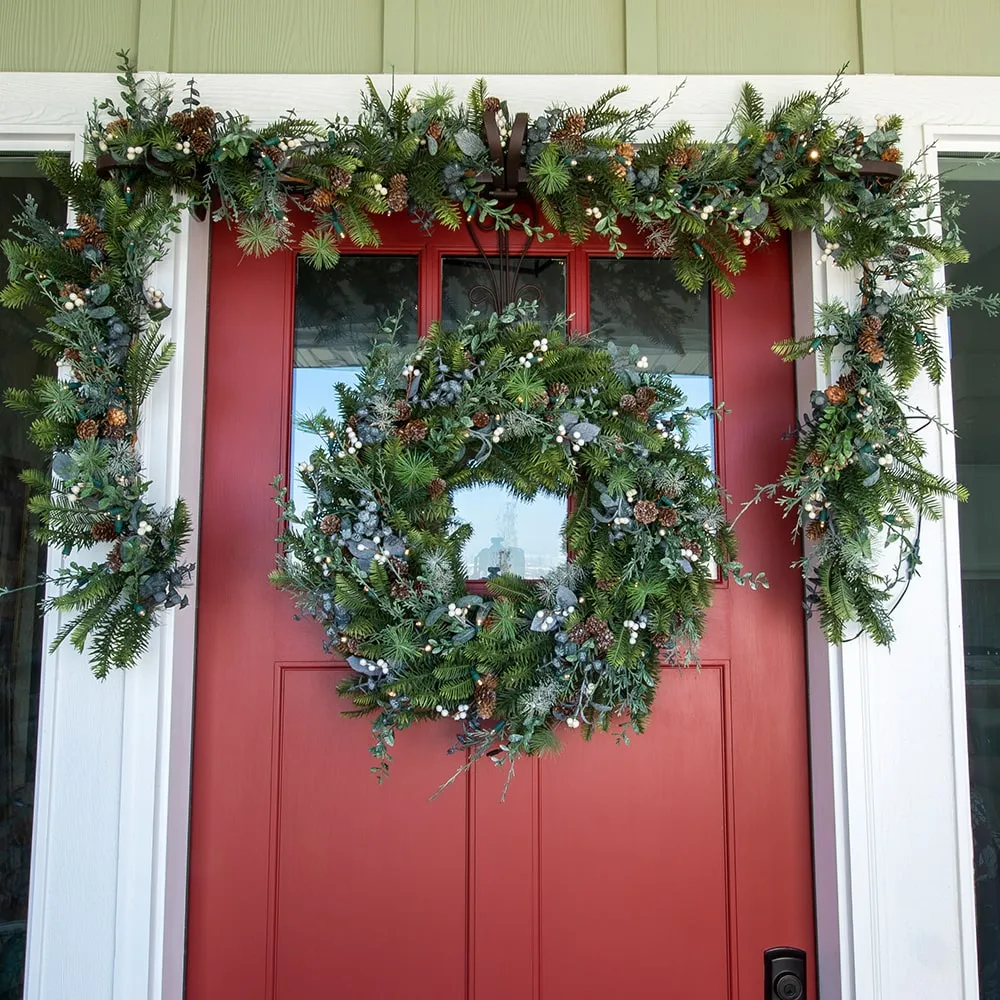 Rustic White Berry Wreath