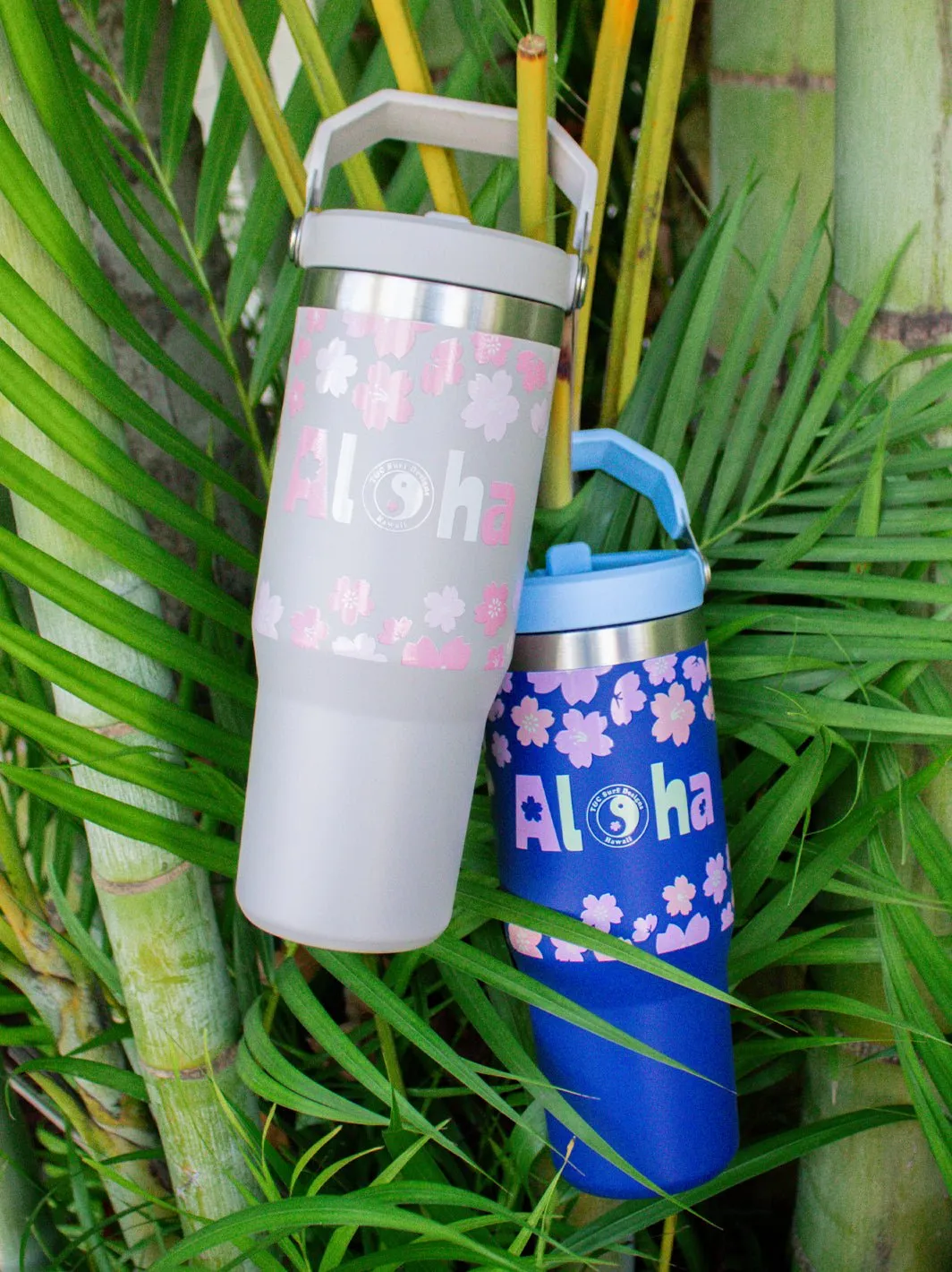 T&C Surf 30 oz Cute Sakura Stanley The IcefIow™ Flip Straw Tumbler